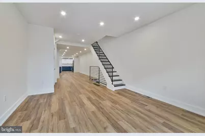 1828 S 5th Street, Philadelphia, PA 19148 - Photo 2