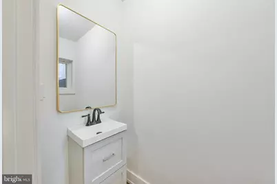 1828 S 5th Street, Philadelphia, PA 19148 - Photo 10