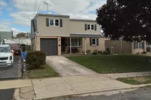 1917 Griffith St, Philadelphia, PA 19111 - Photo 2