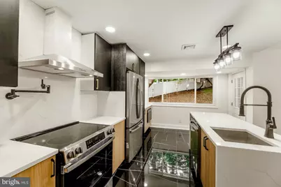 7101 N Mount Pleasant Place, Philadelphia, PA 19119 - Photo 16