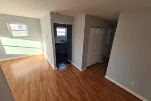 9411 Lansford St, Philadelphia, PA 19114 - Photo 2