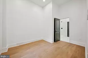 1637 W Girard Ave, Philadelphia, PA 19130 - Photo 6