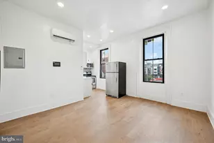 1637 W Girard Ave, Philadelphia, PA 19130 - Photo 8