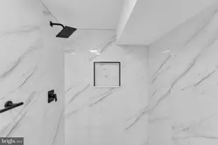 5221 Warrington Ave, Philadelphia, PA 19143 - Photo 16