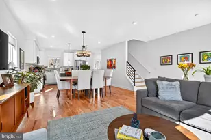 7019 Pipers Glen Wy, Philadelphia, PA 19119 - Photo 14