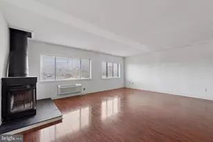 200 Lombard St, Philadelphia, PA 19147 - Photo 8