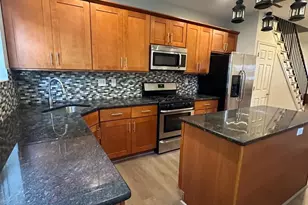 1631 S 21st St, Philadelphia, PA 19145 - Photo 4