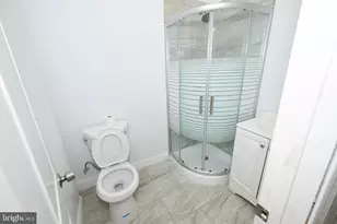 427 N 33rd St, Philadelphia, PA 19104 - Photo 4