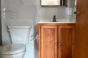 146 N 10th St, Philadelphia, PA 19107 - Photo 4