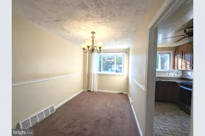 6588 W Walnut Park Drive, Philadelphia, PA 19120 - Photo 4