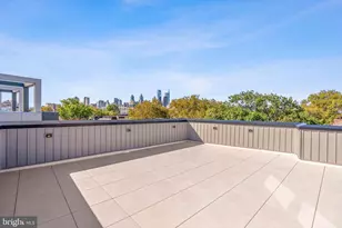 652 Fairmount Ave, Philadelphia, PA 19123 - Photo 4