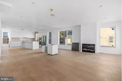 652 Fairmount Avenue, Philadelphia, PA 19123 - Photo 1