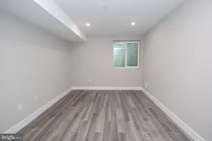 2213 Emerald St, Philadelphia, PA 19125 - Photo 12