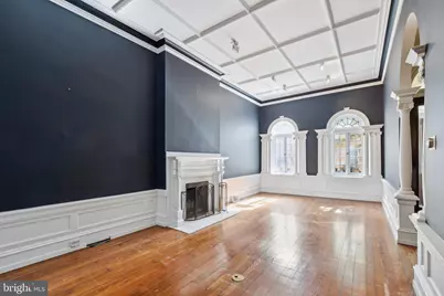 2221 Locust Street, Philadelphia, PA 19103 - Photo 1