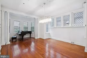 2221 Locust St, Philadelphia, PA 19103 - Photo 4