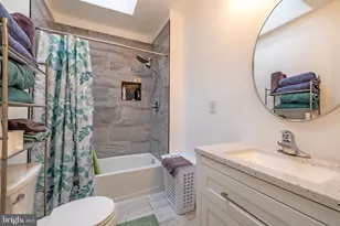 7337 Chelwynde Ave, Philadelphia, PA 19153 - Photo 18