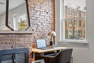 526 S LeCount St, Philadelphia, PA 19146 - Photo 8