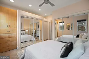 526 S LeCount St, Philadelphia, PA 19146 - Photo 42