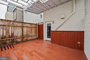 526 S LeCount St, Philadelphia, PA 19146 - Photo 24