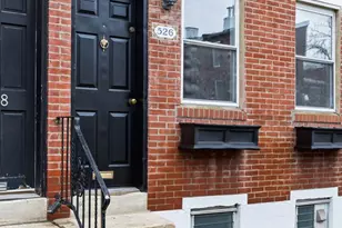 526 S LeCount St, Philadelphia, PA 19146 - Photo 4
