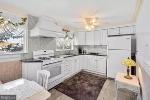 3655 Belgrade St, Philadelphia, PA 19134 - Photo 8