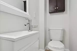 8210 Buist Ave, Philadelphia, PA 19153 - Photo 12