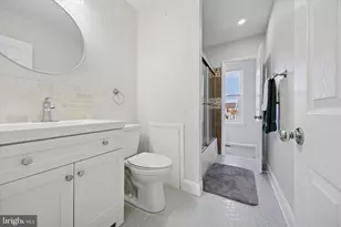 8210 Buist Ave, Philadelphia, PA 19153 - Photo 24