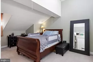 1 Academy Cir, Philadelphia, PA 19146 - Photo 28