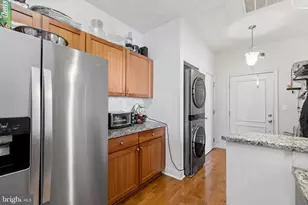 1 Academy Cir, Philadelphia, PA 19146 - Photo 22