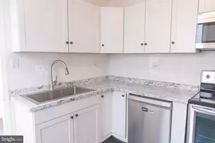 1714 N Lambert St, Philadelphia, PA 19121 - Photo 8