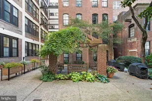 315 New St, Philadelphia, PA 19106 - Photo 26