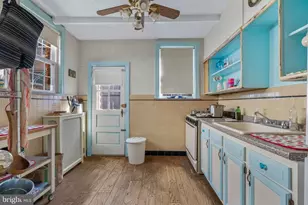 2233 S Norwood St, Philadelphia, PA 19145 - Photo 10