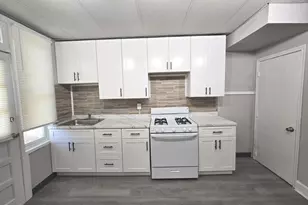 2642 S 67th St, Philadelphia, PA 19142 - Photo 6