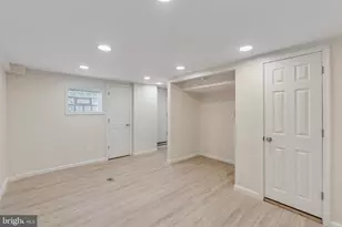 8327 Forrest Ave, Philadelphia, PA 19150 - Photo 14