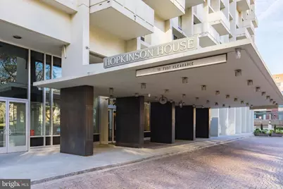 604-36 S Washington Square #1013, Philadelphia, PA 19106 - Photo 18