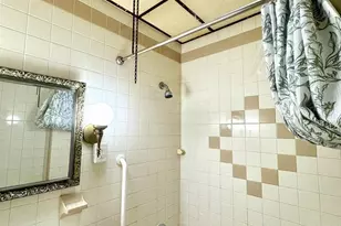 2246 S Bucknell St, Philadelphia, PA 19145 - Photo 16