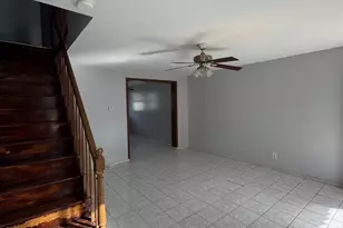 4655 Shelbourne St, Philadelphia, PA 19124 - Photo 10