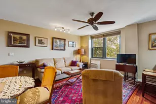 2601 Pennsylvania Ave, Philadelphia, PA 19130 - Photo 6