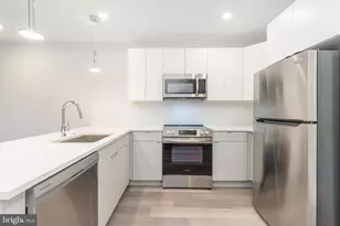 3449 Scotts Ln, Philadelphia, PA 19129 - Photo 2