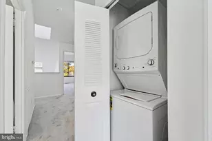 855 N 28th St, Philadelphia, PA 19130 - Photo 22