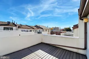 855 N 28th St, Philadelphia, PA 19130 - Photo 16