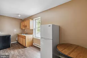 301 W York St, Philadelphia, PA 19133 - Photo 6