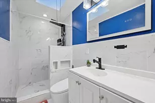 1039 W Russell St, Philadelphia, PA 19140 - Photo 10