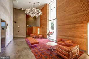 210 Locust St, Philadelphia, PA 19106 - Photo 8