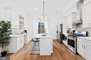 1524 S 25th St, Philadelphia, PA 19146 - Photo 6