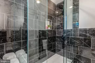 1930 Gerritt St, Philadelphia, PA 19146 - Photo 16