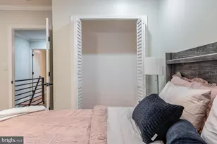 1930 Gerritt St, Philadelphia, PA 19146 - Photo 14