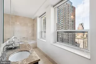 1425 Locust St, Philadelphia, PA 19102 - Photo 24