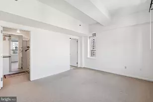 1425 Locust St, Philadelphia, PA 19102 - Photo 20