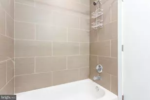 1519 Ogden St, Philadelphia, PA 19130 - Photo 18